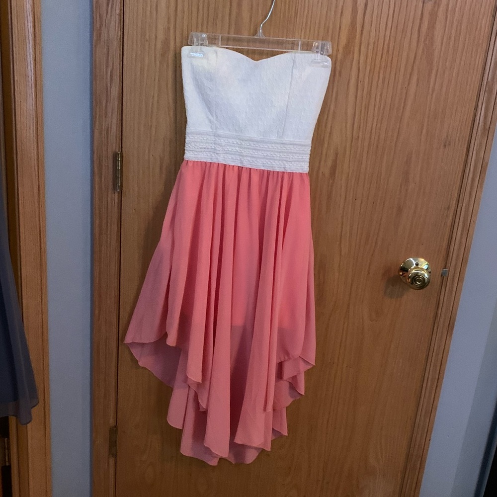 strapless dress